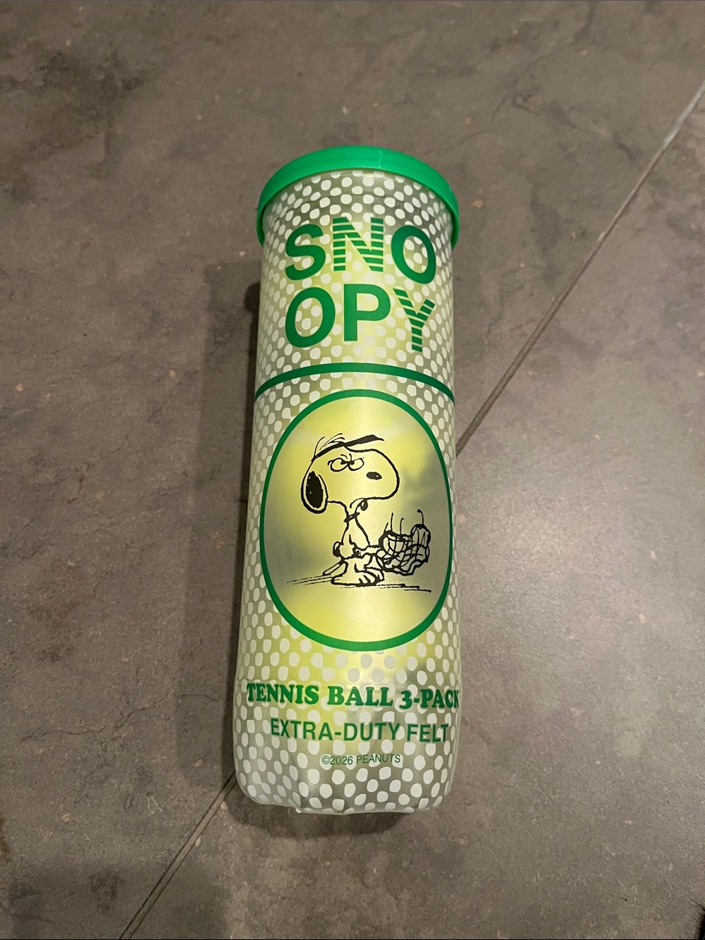 Snoopy Tennis Balls! new in can!!